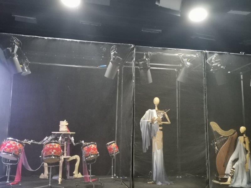 机器人音乐舞台剧《墨甲幻音》上演
