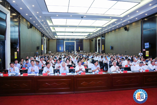 首届“中国西部教育发展论坛”在甘肃天水举行