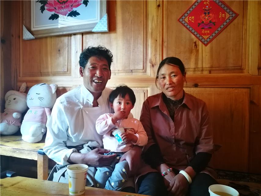 云南迪庆香格里拉市尼西乡幸福村：依靠生态旅游致富了，住户咧嘴笑了云南迪庆香格里拉市尼西乡幸福村：依靠生态旅游致富了，住户咧嘴笑了