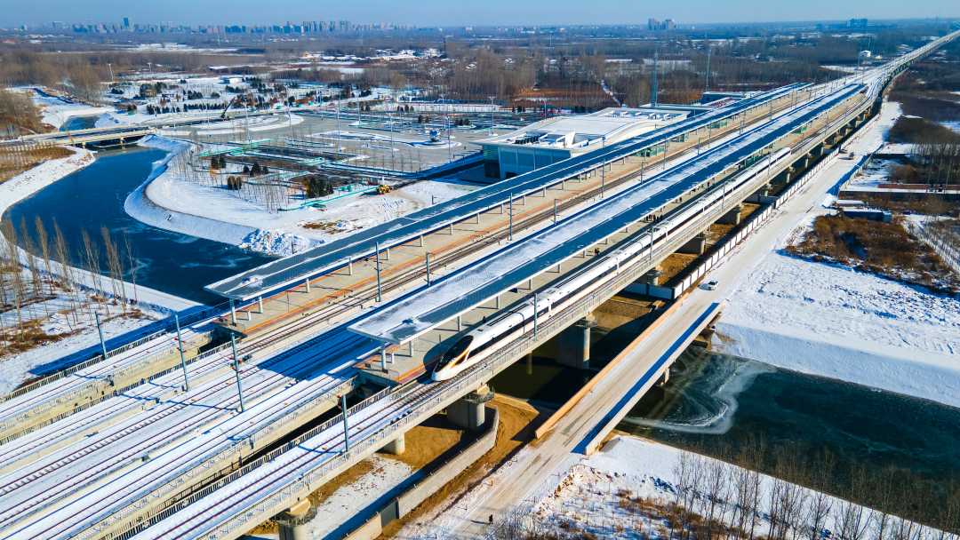 津兴铁路今日开通运行