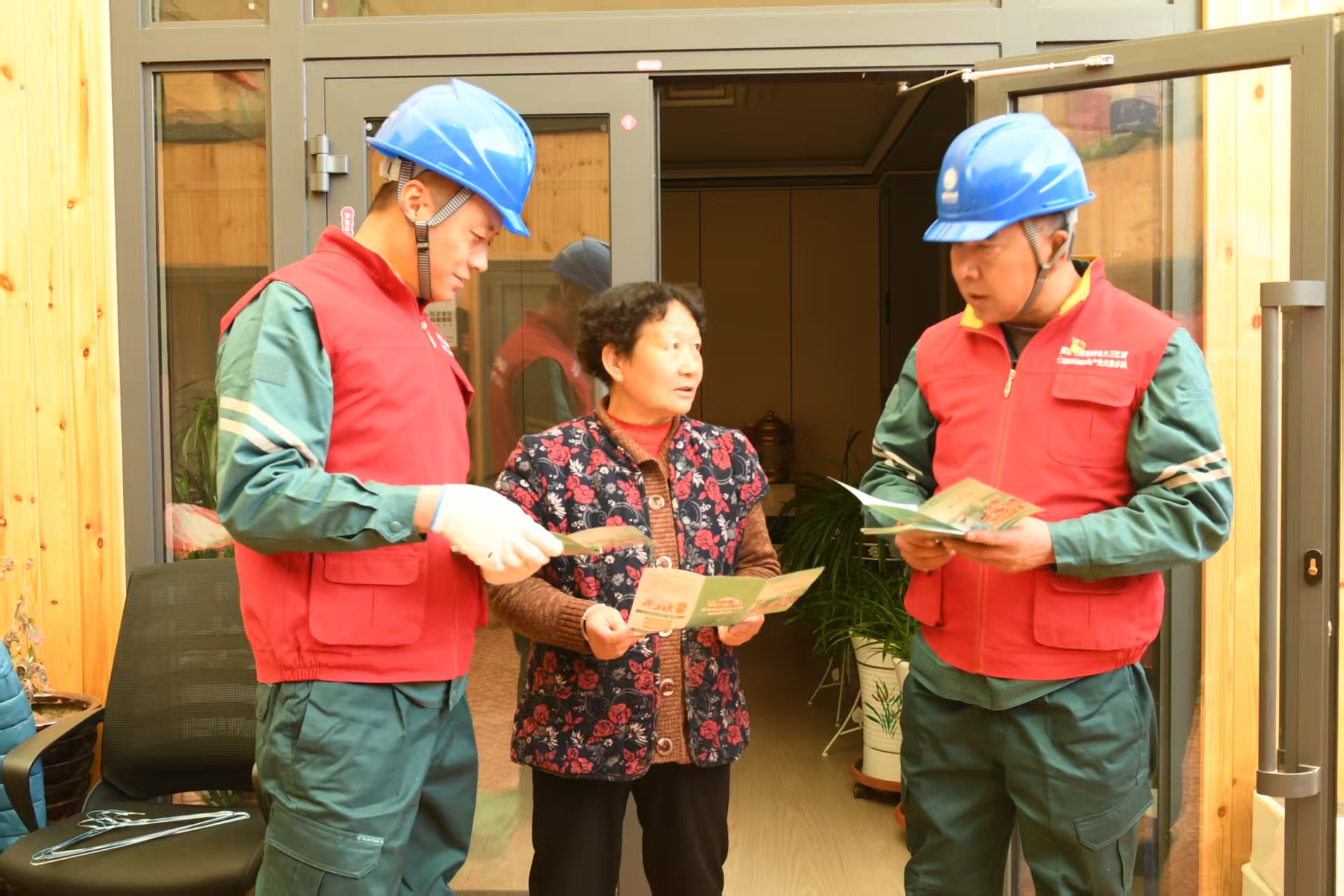 CpsMEWl0bhyAdpsIAAYQNLfBynk298.jpg CpsMEWl0bhyAdpsIAAYQNLfBynk298.jpg