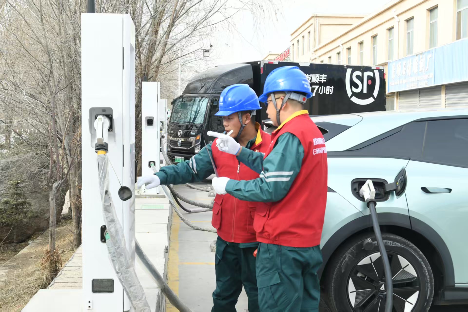 CpsMEml0bi2AYWrxAAV7uauucN0941.jpg CpsMEml0bi2AYWrxAAV7uauucN0941.jpg