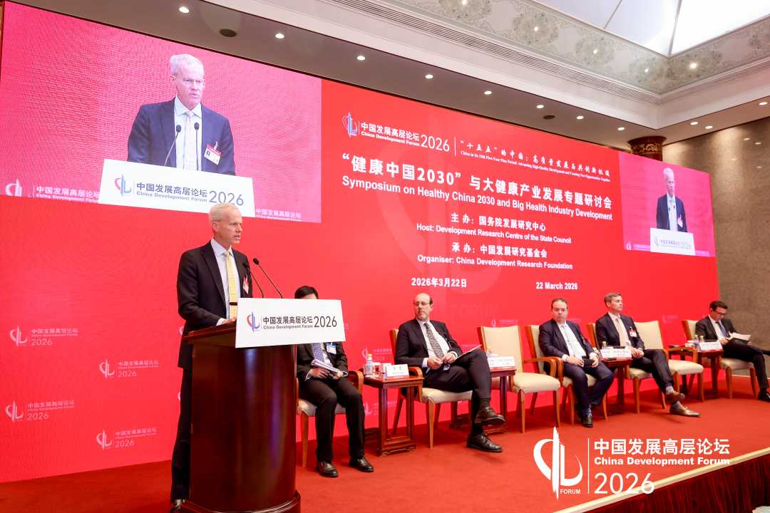 安利全球总裁兼首席执行官迈克尔·尼尔森