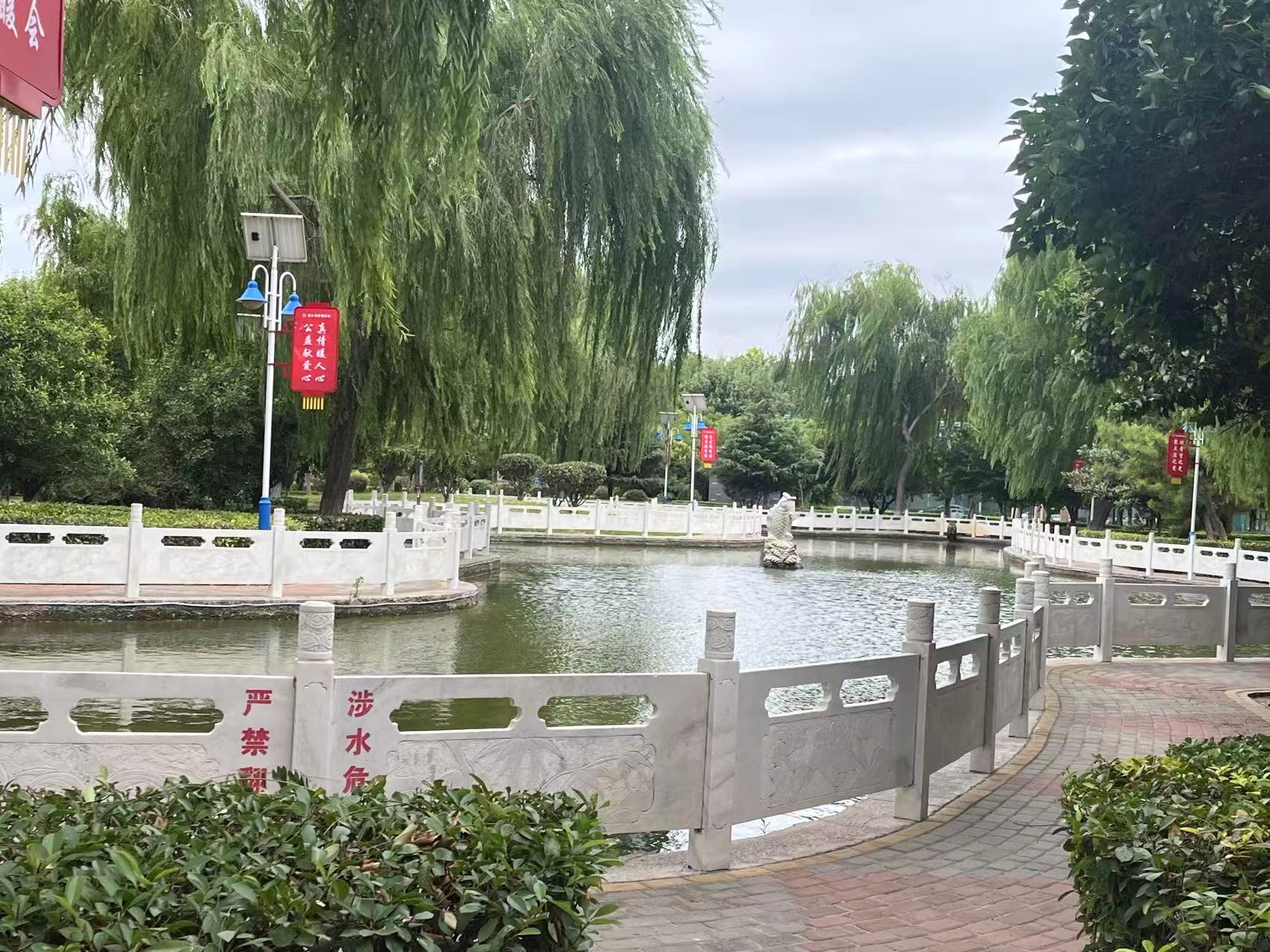 龙泉村.jpg